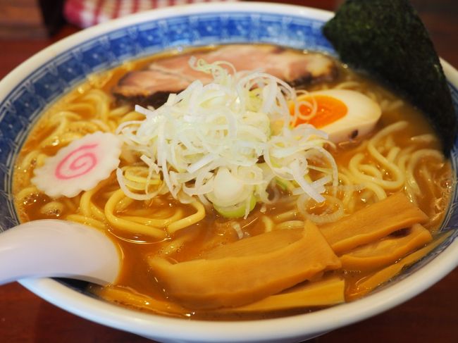 ２０１８年５月１９日、今週も妻子が居ないので、ラーメン日です。この日はつけ麺石ばしさんへ。でも食べるのは中華そばですが。中華そば３００ｇで７５０円は安いですね。麺は自家製でおいしいですし。並びかと思えば、意外と空いていて、美味しいラーメンが早く食べられました。その後は、セリアを見たり、ユニクロに行ったりで、のんびりと過ごしました。