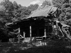 ニッポン奇界遺産の旅―茨城の廃寺、善光寺楼門と本堂（茨城県石岡市）