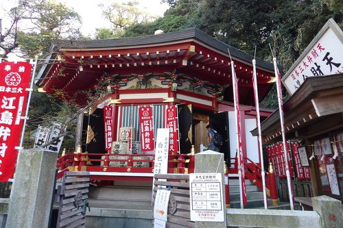 御蔵島の社会と民俗 御蔵島の社会と民俗 | 栗本惣吉, 栗本力, 栗本大器 |本 | 通販