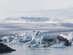 アイスランドの南海岸と氷河湖ツアー