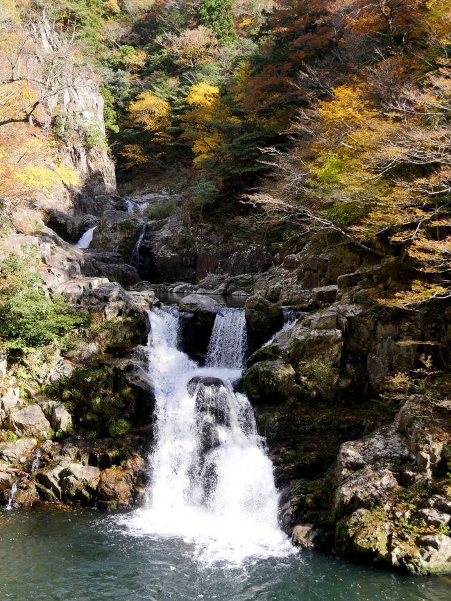 18 11三段峡 宮島旅行2 三段峡1 水梨口から猿飛 猿飛渡船 二段滝 中山峠を越える 三段峡 安芸太田 北広島 広島県 の旅行記 ブログ By Suomitaさん フォートラベル