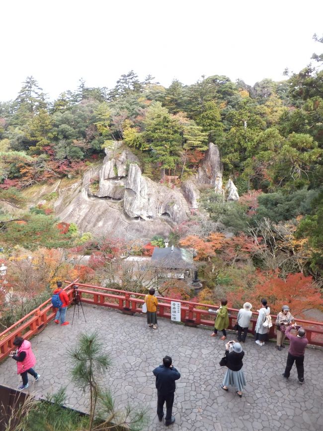 石川県の紅葉の名所として、兼六園、那谷寺、山中温泉に有る鶴仙峡等、<br /><br />今回は車で那谷寺に行きました。