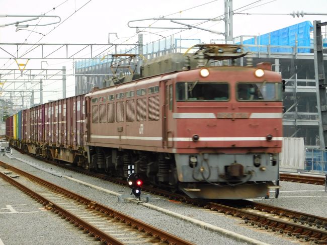 前回の旅行記から1月ほど列車に乗っておらず(笑)、体内の鉄分不足が貧血寸前まで低下し、熊本駅近辺の用事にかこつけて、ご近所旅行記でお茶を濁します。時間さえ合えば見ることができる列車たちも、動画にして〇outubeに載っけるとまた一興。“フォートラ”お得意様はご理解いただけるでしょう。<br /><br />きっぷ:普通乗車券<br />旅程概要:川尻~熊本単純往復