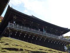 東大寺二月堂と転害門