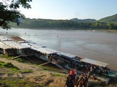 バンコク・チェンマイ・ルアンパバーン　３週間の一人旅　スローボートでメコン川