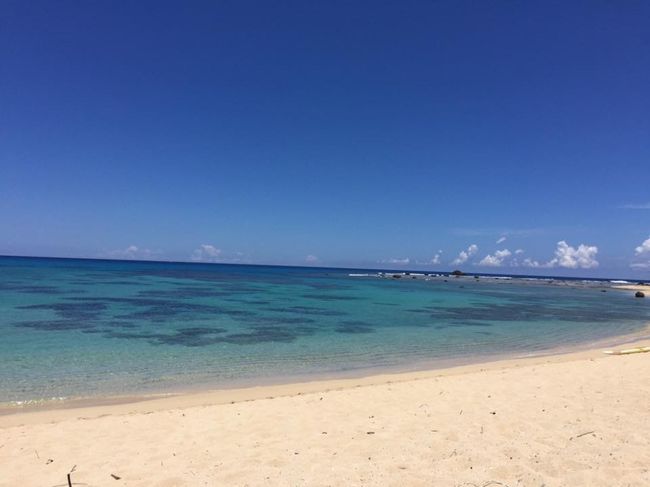 奄美の有名な土盛海岸にて、「今日が一年で一番綺麗な日」と教えていただいた時の写真を中心に、ルーティーンにしている過ごし方をごく簡単に紹介しますねー。