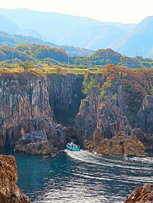 佐伯教通 山岳風景 日本画 佐渡島-6 尖閣湾a 揚島遊園-展望台の眺め ☆断崖絶壁/無数の岩礁