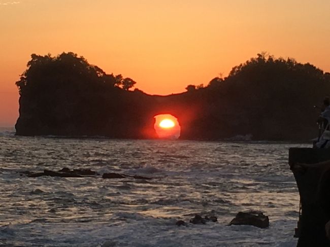 今年9月の白浜旅行記。<br />和歌山県は大好きな都道府県のひとつ♪<br />今回は夕暮れの円月島とパンダの赤ちゃんが目的です！