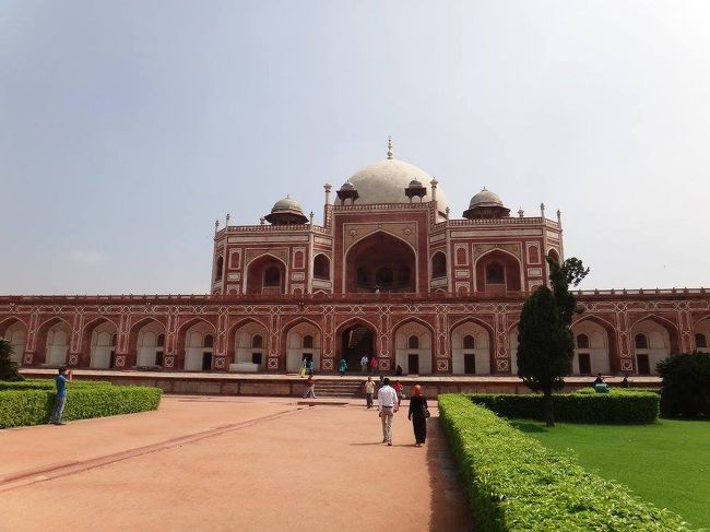 夏休み念願のインド一人旅（3日目：デリー街歩き、フマユーン廟、インド門、クトゥブミナールほか）