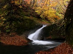 ◆晩秋の西の郷遊歩道/紅葉＆滝めぐり