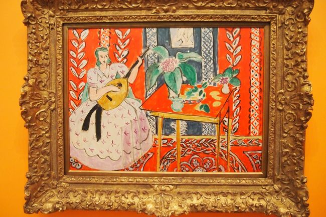 2018年2月、箱根の美術館を堪能した一泊二日の親子二人旅。<br />お宿は大好きな系列のホテルである水の音さんへ。お腹いっぱいのご飯と温泉を堪能。<br />1日目はポーラ美術館、2日目は岡田美術館へ。<br />1日1美術館と決め、予定は詰めずじっくりと美術作品と向き合う時間を作りました。<br />それぞれの美術館のミュージアムカフェやショップも堪能。<br />素敵な時間を過ごすことができた二人旅について思い出を綴ります。