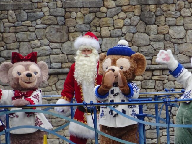 シニアトラベラー クリスマスディズニーシーと丸の内グルメとイルミネーション満喫の旅 東京ディズニーリゾート 千葉県 の旅行記 ブログ By 3104ねえねえさん フォートラベル