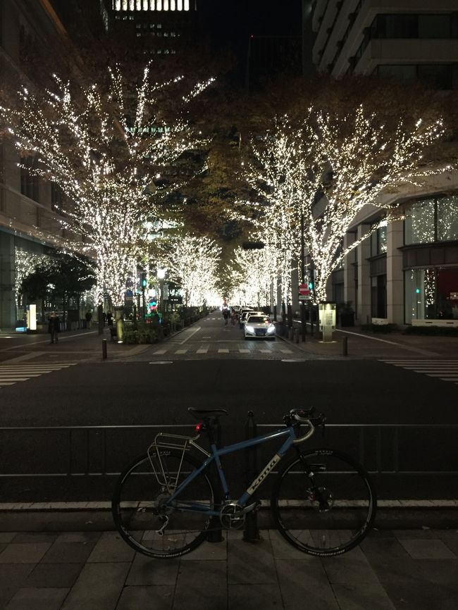 夜中にサイクリング。