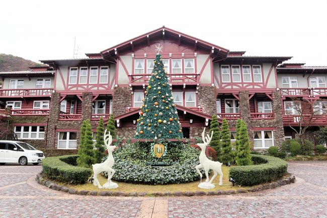 長崎県に行ったことがなかたので、ふと思いつき、行くことに!<br /><br />行き先はどこにしようかな~と悩んだ結果、決めた行程はこちら。<br /><br />1日目:セントレア→島原→雲仙温泉<br /> 島原市散策<br /> 宿泊:雲仙温泉 福田屋<br />2日目:雲仙温泉→長崎市<br /> 雲仙地獄散策<br /> 長崎市内観光<br /> 宿泊:長崎BWプレミアムコレクション<br />3日目:長崎市内観光<br /> 宿泊:長崎BWプレミアムコレクション<br />4日目:長崎市→長崎空港→セントレア<br /><br />2日目は雲仙地獄巡りと、雲仙観光ホテルを見学。長崎県営の高速バスで1時間50分ほどかけ、長崎市内へ。<br />長崎市内は平和公園と長崎駅でお土産を買いました。<br />雲仙地獄は地球のパワーを感じ、また雲仙観光ホテルは建物や調度品などなどにうっとりしました。<br />平和公園では、平和を願わずにはいられませんでした。<br />
