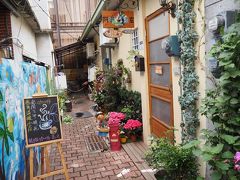 又旅台湾：台南市 「路地裏の可愛いカフェで 翻訳機・・・」     安平『阿計珈琲文創画室』
