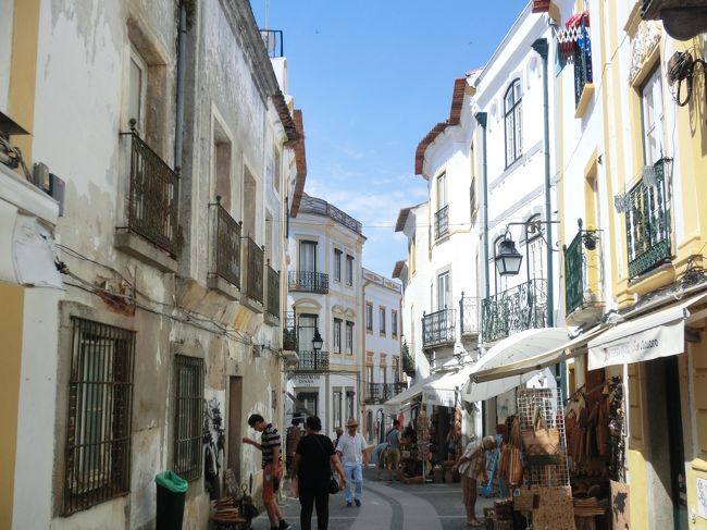 シニア夫婦のスペイン・ポルトガル周遊旅行（２９）アレンテージョの古都・エヴォラの街は駆け足で