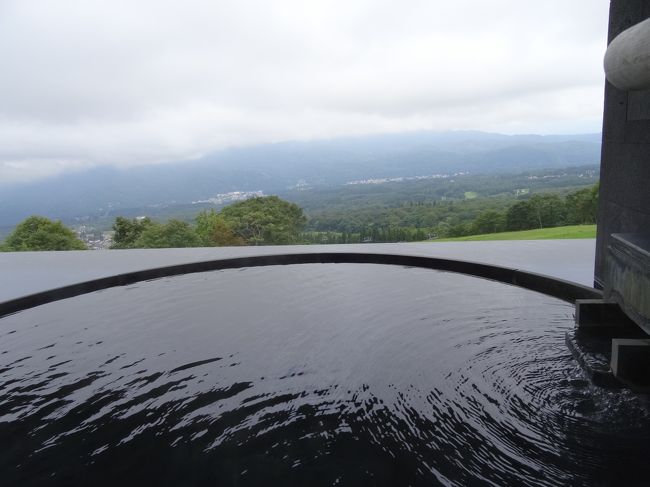 今年も９月に赤倉観光ホテルへ<br />翌日は沓掛温泉に移転された満山荘に宿泊<br />２泊３日温泉三昧しました（＾＾）<br /><br />