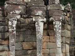 アンコールトム・象のテラスとタ・プローム寺院遺跡