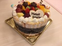 三宮のケーニヒスクローネ手作りスイート館でケーキ作りを体験（ホテルケーニヒスクローネ神戸の宿泊プランでセットプラン有り）