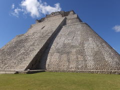 メキシコハイライト８日間　③　～ウシュマル遺跡とチチェンイッツアー遺跡