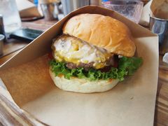 2018 ダナン3世代旅行　７　ダナンで人気のハンバーガー店　Burger　Brosに着いたと思ったら、この旅一番のピンチ！