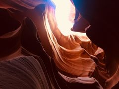 ラスベガス・セドナ・アンテロープ・デスバレー国立公園ドライブ旅行記９日間 自然が創り出したアートの世界　アンテロープキャニオン 6日目。