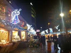 クリスマススマーケットでキラキラのプラハへ(2)土・日はお店がお休みなのでまずはショッピング