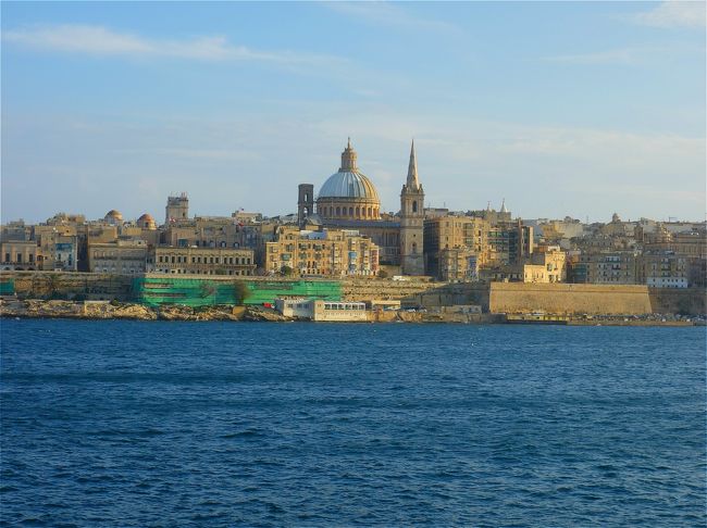 地中海の風に吹かれて…マルタとチュニジアの旅【5】(碧い海にはちみつ色の絶景満喫！スリーマ編/マルタ)