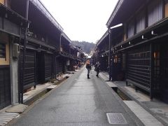 高山、年の瀬市