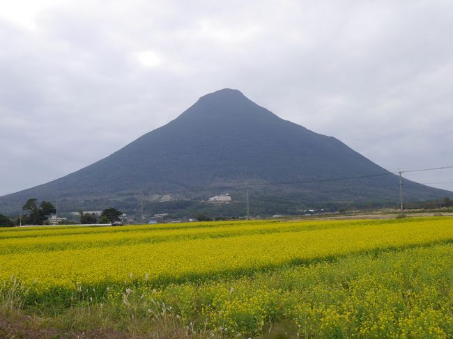 九州の旅その３<br /><br />2018年12月31日<br /><br />0820 鹿児島行き高速ランタン号<br />1310 鹿児島空港で下車、丸山行きバスに乗り換え<br />1418 霧島神宮行きバスに乗り換え<br />1433 霧島神宮<br />1553 霧島神宮駅行きバス<br />1606 JR霧島神宮駅<br />1634 JR霧島神宮から鹿児島中央へ<br />1741 鹿児島<br />1900 西郷隆盛像<br />1930 達磨<br />2200 ホテルリトルアジア<br /><br /><br />2019月1月1日<br /><br />0600 起床<br />0700 レンタカー<br />0912～1040 砂蒸し風呂砂湯里<br />1130 池田湖からの開聞岳展望<br />1155～1330 知覧特攻平和会館<br />1430 旧鹿児島紡績所技師館<br />1500～1550 仙厳園<br />1623 西郷隆盛洞窟<br />1657 終焉の地<br />1703 私学校、銃弾跡<br />1709 薩摩義士碑<br />1711 天璋院像<br />1927 鹿児島ラーメンこむらさき<br />2030 おでん金久<br />2200 ホテルへ<br /><br />2019年1月2日<br /><br />0600 起床<br />0740 大久保利通像<br />0855 俊寛乃碑<br />0900 照國神社<br />0923 西郷隆盛像<br />1000 ホテルチェックアウト<br />1030 かつ寿<br />1124 鹿児島中央駅　みずほ614号<br />1243 博多駅 <br />1300 天神中央公園<br />1400 一蘭総本店<br />1445 水鏡天満宮<br />1520 福岡空港<br />1530 チェックイン<br />1746 小松空港へ向け離陸<br /><br />