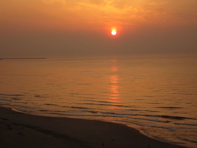 鳥取砂丘と夕日