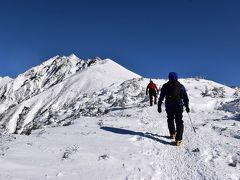 西穂高岳・独標　雪山登山と平湯温泉の旅