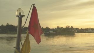 2012年　夏　東南アジア旅行記　　03日目：川昇りながらカンボジア入国