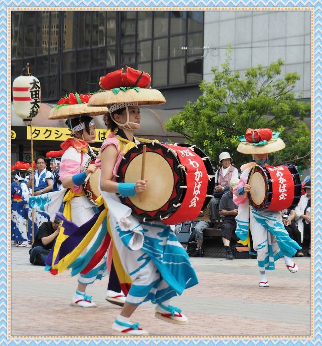 毎年８月１日～４日に開催される「盛岡さんさ踊り」。<br /><br />８月上旬の東北夏祭りの中で、一番に始まる「盛岡さんさ踊り」。昨年（2017年）、初めて一人で訪れて魅せられてしまったのと、仙台から割と近いので行きやすいのと、他の夏祭り（ねぶたや竿灯）に比べると、直近になってもホテルがとりやすいのと・・・で、今年（2018年）もまた一人で訪れ楽しんできた。<br /><br />盛岡さんさ踊り<br />http://www.sansaodori.jp/