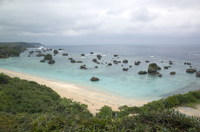 マイルが貯まったので新千歳より沖縄本島への観光を計画していましたが、早々に満席となってしまいチケットが取れませんでした。<br />今まで南の島へ行ったことがなかったので、どこかないかと探した結果、宮古島へと旅立つことになりました。<br />乗り継ぎという事でマイルの消費量は増えてしまいますが、南の島へ行きたい気持ちが勝って、一部は航空券を購入して行くこととなりました。<br />今回は旅行４日目の模様をお送りします。