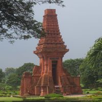 インドネシア・スラバヤ観光【マジャパヒトホテル・トロウラン遺跡・マドゥーラ島・市内観光】その１