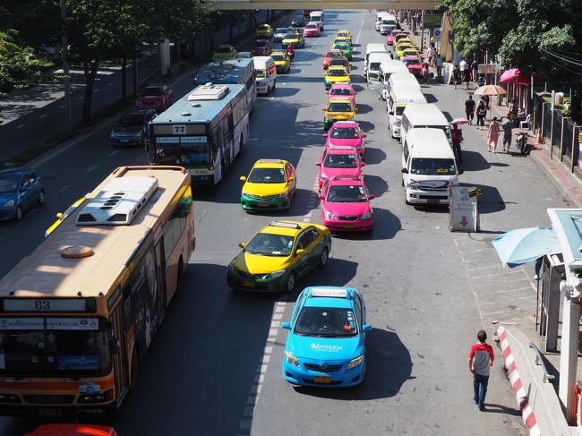 4泊5日バンコク一人旅～４、５日目～ウィークエンドマーケット、サイアムぶらぶら、帰国