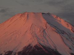 １２．年越しのエクシブ山中湖3泊　エクシブ山中湖のお部屋からの紅富士