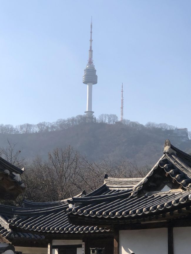 昨年2月にさむ～い思いをしてしばらく冬はやめようと思っていたのに、知人の写真展が仁寺洞であり、旦那と行って来ました。