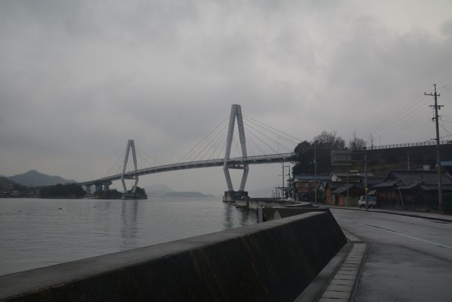 しまなみ海道<br />尾道から渡船で向島へ渡り因島からフェリーにて生名島・佐島・弓削島のゆめしま海道を走行しました。<br />因島へ戻って村上水軍城へ行きました。<br /><br />しまなみ海道 向島・岩子島・因島<br />https://youtu.be/rn4JcCxJFJg<br /><br />ゆめしま海道 生名島・佐島・弓削島。<br />因島 村上水軍城<br />https://youtu.be/JdlsQvSzYAw<br />