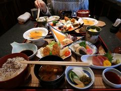 ０２．岳鉄沿線を楽しむ富士日帰り　日本料理はせ川の昼食