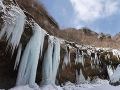 大人の雪遊び　in日光　初めてのアイゼン装着！！雲竜渓谷　氷瀑ツアー