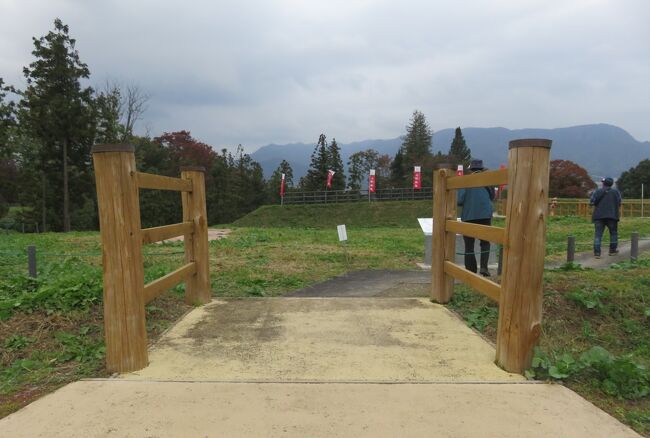 群馬の『名胡桃城』の紹介です。現在の群馬県利根郡みなかみ町下津に位置し、1949年(昭和24年)に『名胡桃城址』として群馬県指定史跡に指定され増した。利根川上流の右岸断崖部に位置し、川を挟んで北東の明徳寺城と対峙する城です。 