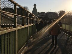 いつもは降りない駅