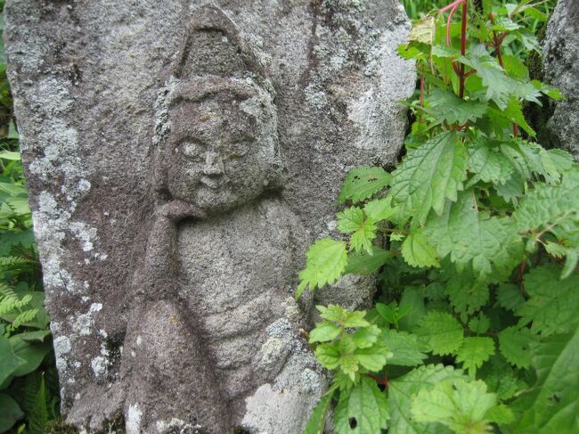 木像も好きですが、石仏がだいすき。<br />自分が行った時系列で、全国彼方此方の石仏を載せさせてもらいます。<br />好きだったり気になる石仏の備忘録。