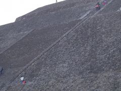 5回目にして「はじめての」メキシコ　その6（念願のテオティワカン。ついに来た！登れる世界最大のピラミッド！）