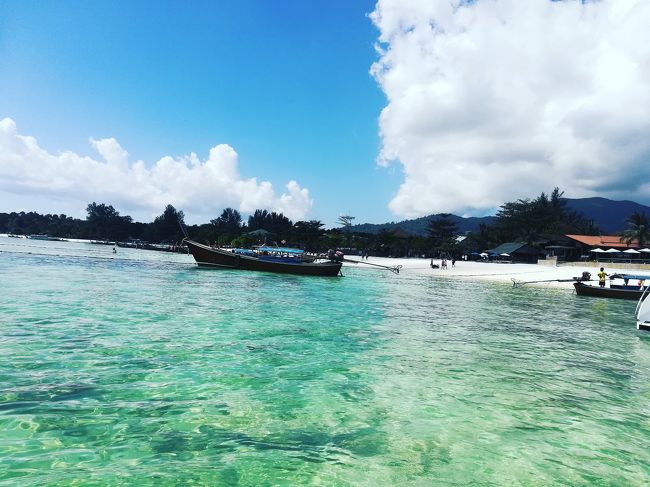 ランカウイ島のクアジェッティから、リペ島へ船で日帰り旅行をしてきました！<br />クアからの船の情報が少なく、みなさんの数少ない情報が大変役に立ちました。<br />私の情報がどなたかの役に立てればと思い、書き残しておきます。