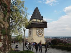 2017GW オーストリアとポーランド旅（その２）グラーツ街歩き（聖堂、シュロスベルク、二重螺旋階段、Hilmteichという公園など）