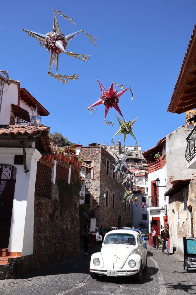 2019/2/2~2/10でメキシコ、キューバを旅行してきました。<br /><br />【旅程】<br />2/2 成田→メキシコ メキシコシティ泊<br />2/3 タスコ泊<br />2/4 メキシコシティ泊<br />2/5 メキシコ→キューバ バラデロ泊<br />2/6 バラデロ泊<br />2/7 ハバナ泊<br />2/8 キューバ→メキシコ→成田<br />2/10 帰国<br /><br />フライトは全てアエロメヒコ航空です。<br />成田→メキシコの往復と、メキシコ→キューバの往復でそれぞれスカイスキャナーで探して予約。航空券総額16万ちょっとでした。<br /><br />クラッシックカーにレトロな街並み、人懐っこいキューバ人に憧れて、ずっとキューバに行きたかった私ですが、今回タイミングも合い友人と女子2人旅をすることに。ついでにメキシコも行っちゃおうということでこの旅程になりました。<br /><br />まずはメキシコ編です。