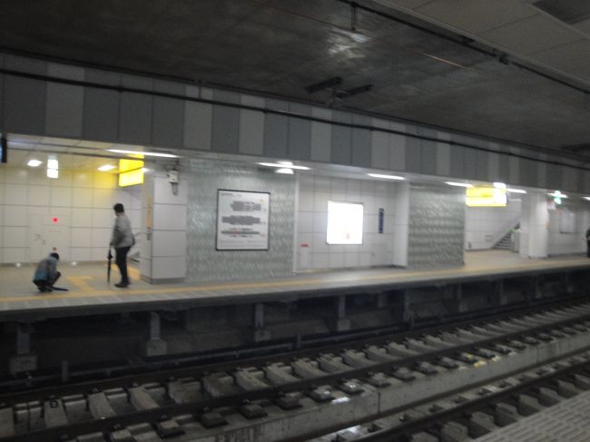 2006年から 工事が始まつた京急大師線 地下化です。 2019年3月3日 産業道路第一踏切が廃止されました。 産業道路駅が地下化されました。<br />京急大師線 小島新田駅付近信号トラブルでダイヤが乱れました。15分ほど遅延 <br /> 蒲田→川崎 JR<br /> 川崎駅→ 大師河原 川崎臨港バス 川03系統<br /> 小島新田→京急川崎→京急蒲田 京急線<br /> ★昼食 蒲田 やまだうどん